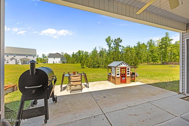 Building Photo - 1009 Kingfish Way
