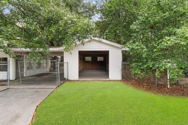 Building Photo - 119 Terrell Dr