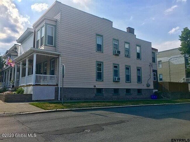 Building Photo - 37 McElwain Ave