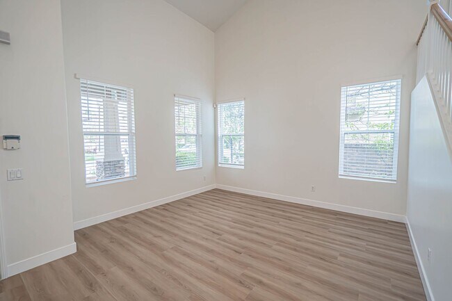 Building Photo - Spacious 4-Bedroom Pool Home in Saugus with Stunning Views & Community Amenities!