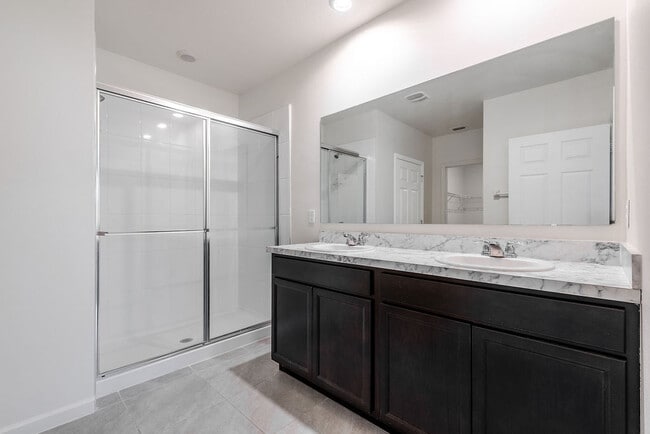 Building Photo - 3202 SW Martin St