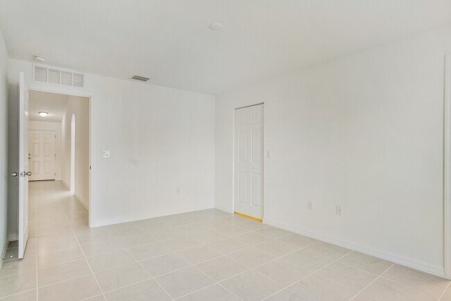 Building Photo - 55 Pony Express Dr