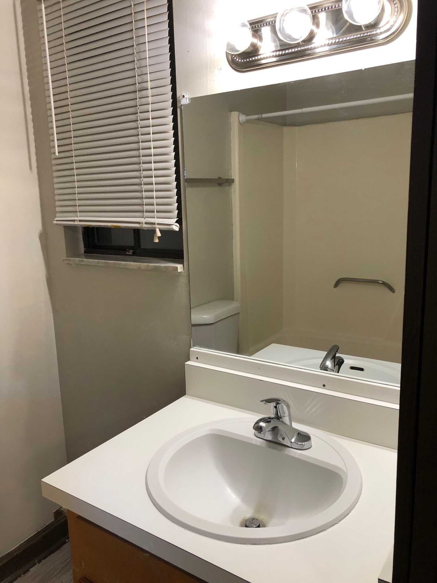 Unit A - 1356 Linda Ann Dr