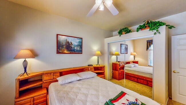Building Photo - Experience Las Vegas in style and comfort ...