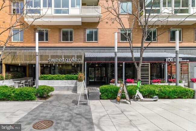 Building Photo - 1140 23rd St NW