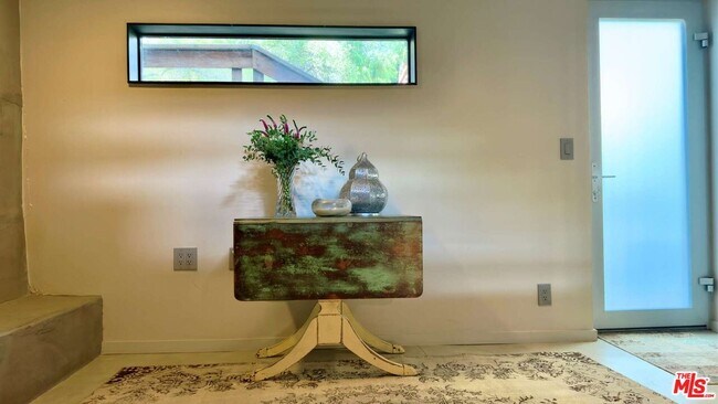 Building Photo - 19562 Cave Way