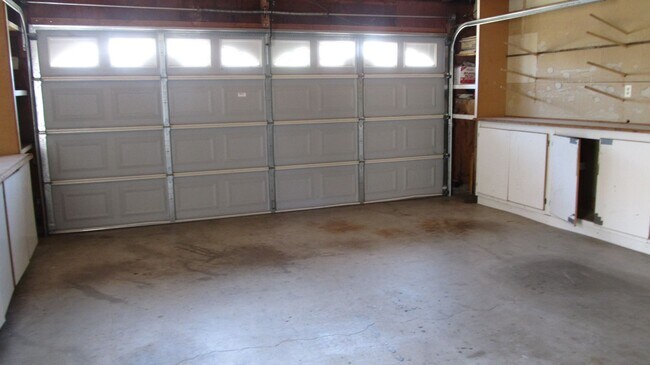 Building Photo - 1172 Louden Ln