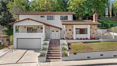 Building Photo - 1321 Greenbriar Rd