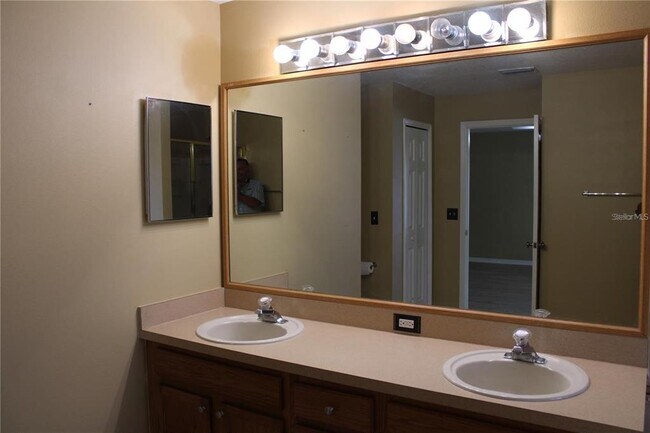 Building Photo - 11479 Walden Loop