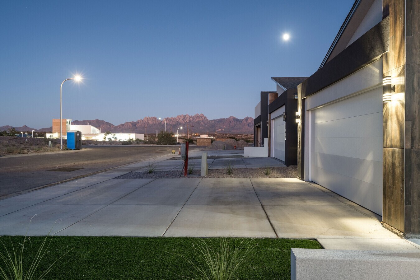 Building Photo - 4358 Capistrano Ave