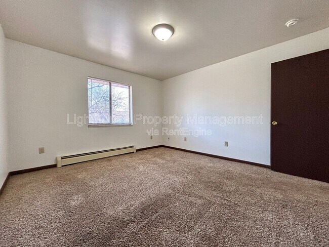 Building Photo - 2227 29th St SW