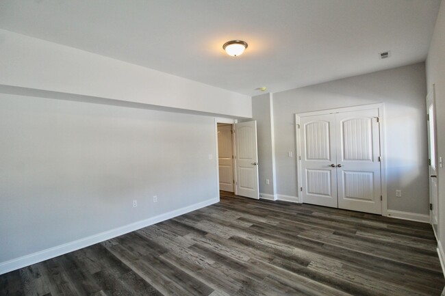 Building Photo - 1156 Harvest Ct