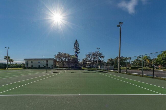 Building Photo - 35 Vis Gdns Trl