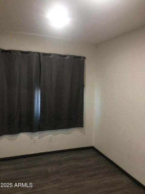 Building Photo - 2 Story Townhouse,  3 Bedroom, 1 Bathroom,...