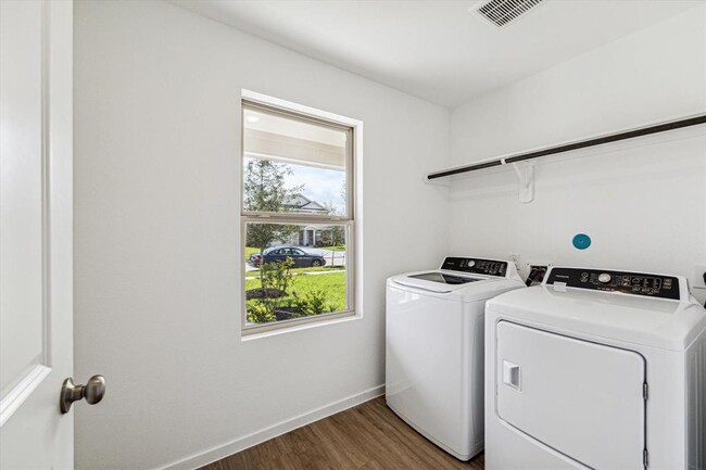 Building Photo - 9923 Oakheath Blf Dr