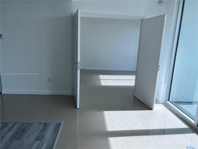 Building Photo - 3000 S Biscayne Blvd