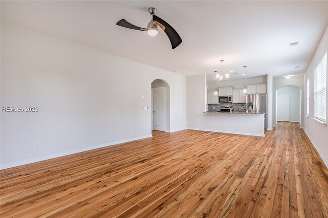 Building Photo - 1068 S Innovation Dr