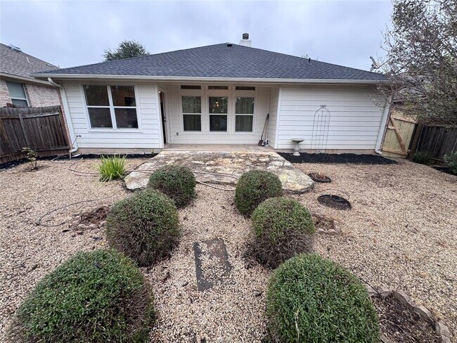 Building Photo - 11909 Timber Heights Dr