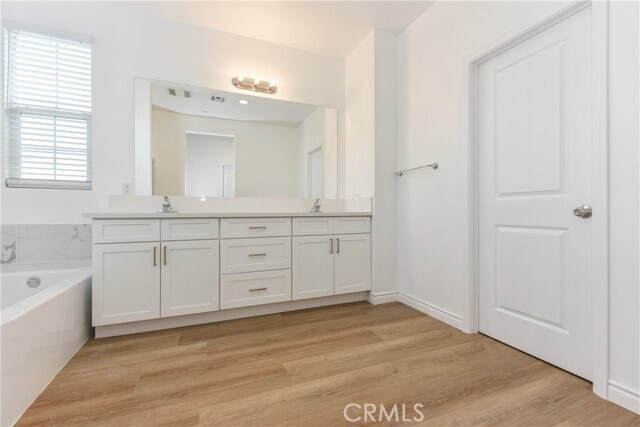 Building Photo - 6650 Mogano Dr