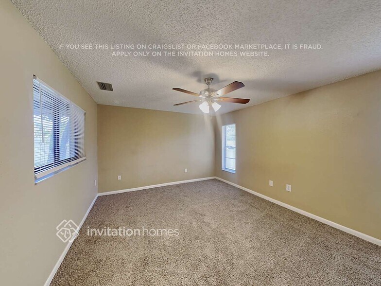 Building Photo - 13308 Whaler Dr