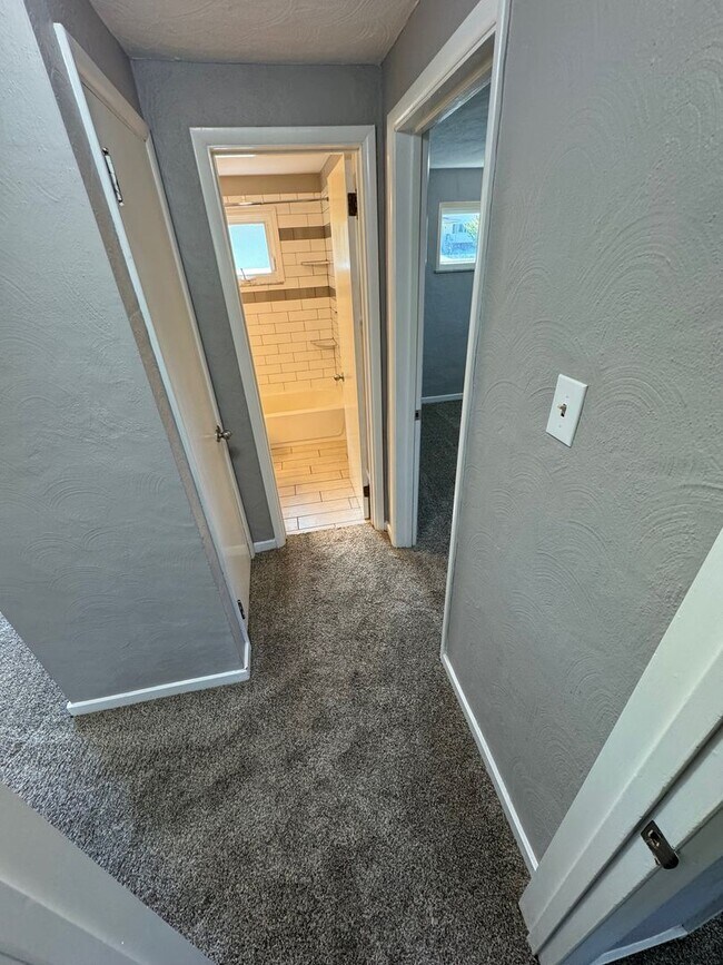 Updated 2 Bedroom Ranch Home in Elizabeth 520 Frencik St Buena