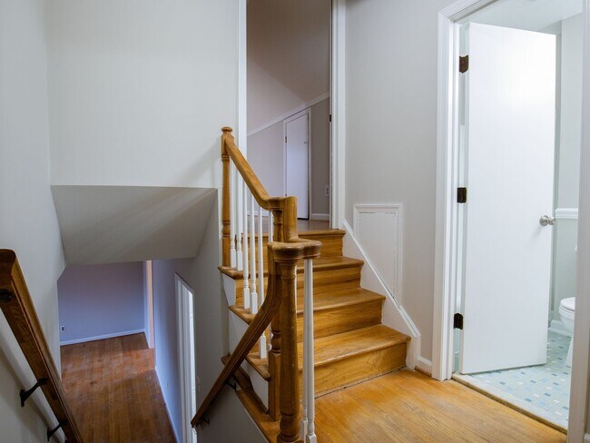 Building Photo - 4-Bedroom Home in Midlothian