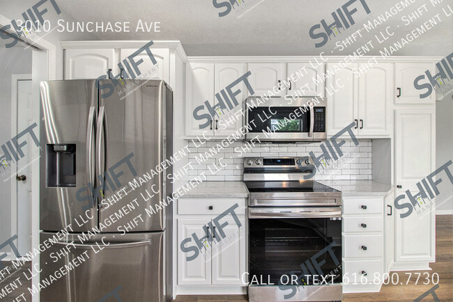 Building Photo - 3010 Sunchase Ave