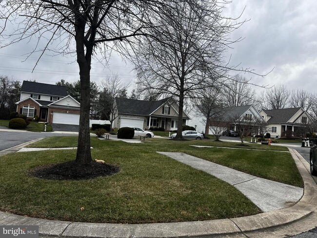 Building Photo - 101 Westgate Way