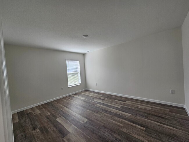 Building Photo - 3715 Eisel Wy