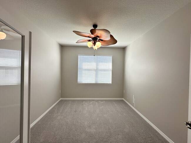 Building Photo - 4324 NW 55th Ct