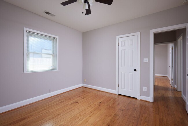 Building Photo - Charming 3BR/2BADetached Bungalow Blocks to the Arboretum is Move-in Ready!