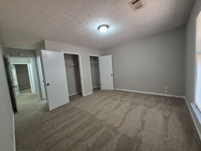 Building Photo - Updated & Move-In Ready 2BR Duplex in the Heart of Lawrenceville!