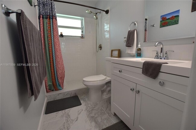 Building Photo - 2572 Emory Dr W