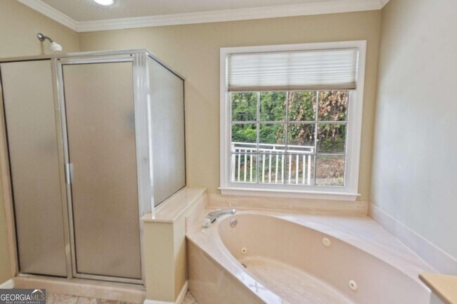 Building Photo - 4565 Ashmore Cir