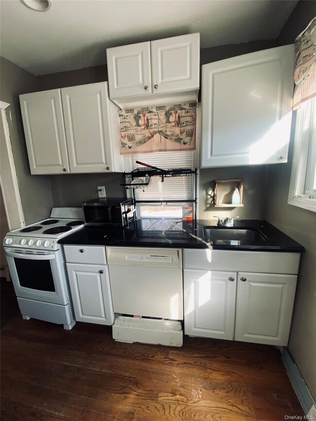 Building Photo - 46 Leonard St