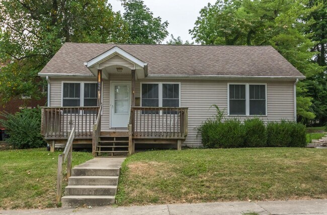 Primary Photo - 505 S Highland Ave