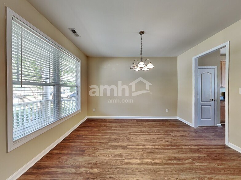 Building Photo - 3919 Cane Garden Dr