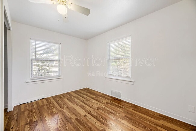 Building Photo - 1220 Upham St