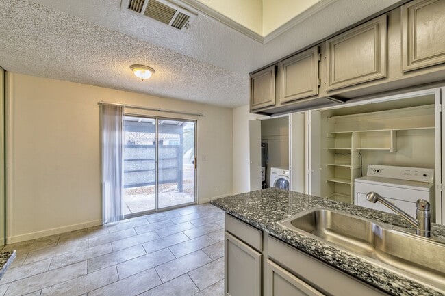 Building Photo - 221 N Lamb Blvd