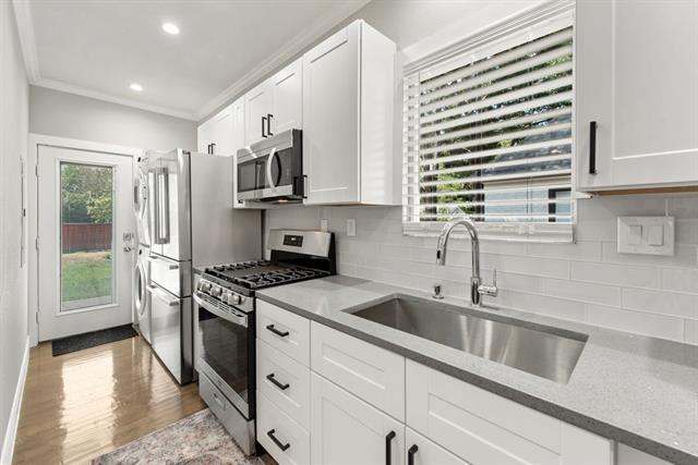 Building Photo - 5130 Vanderbilt Ave