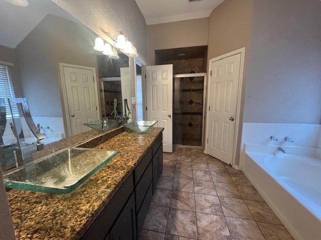 Building Photo - 6409 Twin Oaks Dr