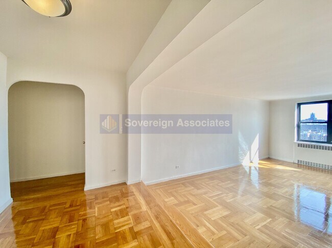 Building Photo - 700 Fort Washington Ave