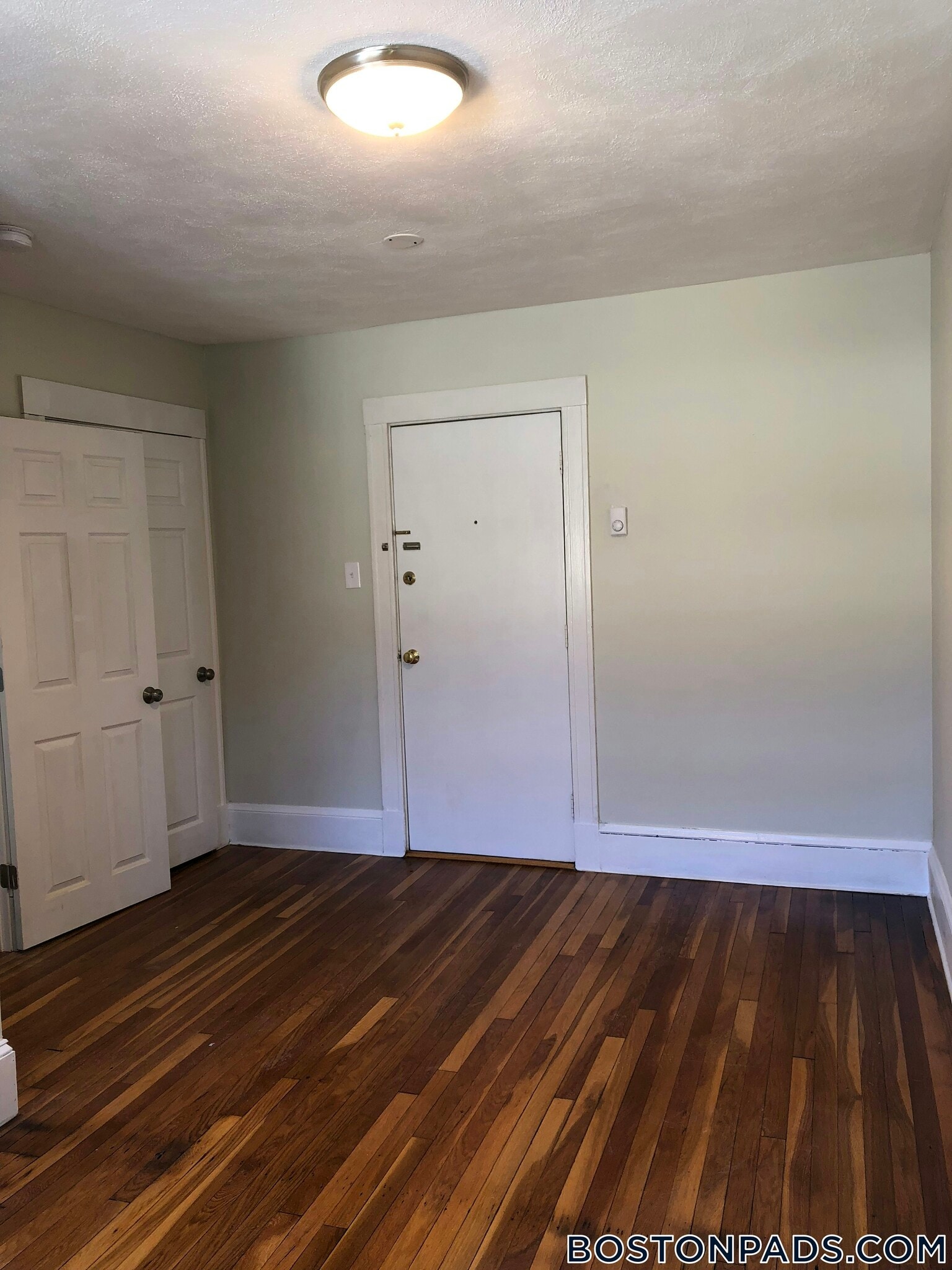 Building Photo - 402 Highland Ave