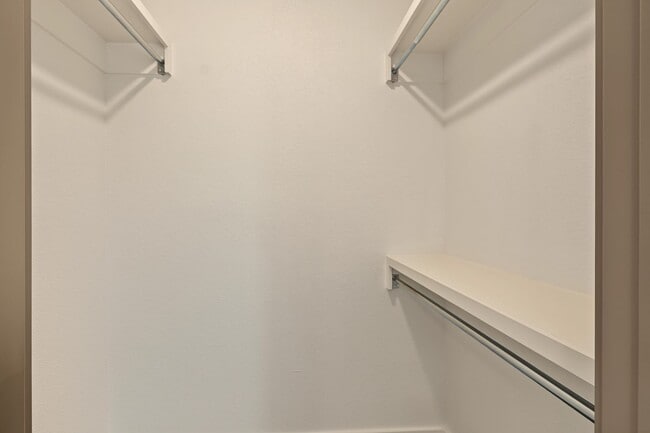 Building Photo - 5812 Cooks Ln