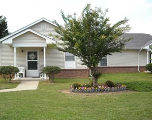 Primary Photo - Windsor Village Apartments