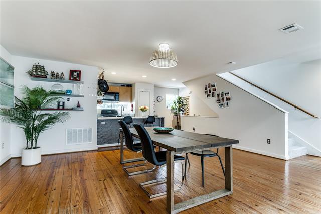 Building Photo - 3809 San Jacinto St