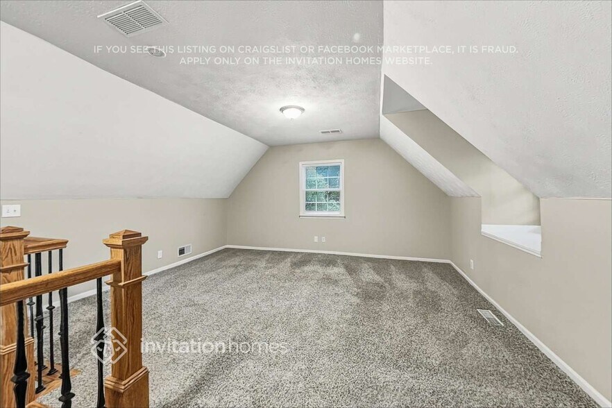 Building Photo - 2636 Allyn Way NW