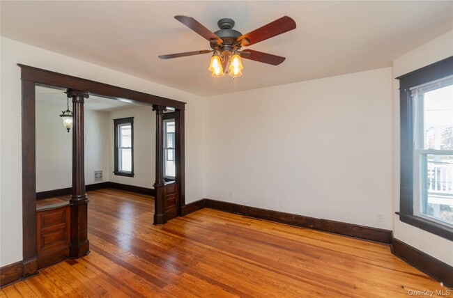 Building Photo - 15 Taylor Ave