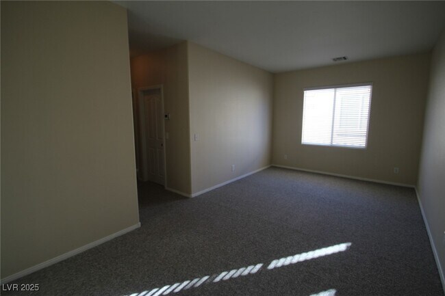 Building Photo - 8952 Gray Quail Ct