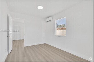 Building Photo - 26542 SW 138th Ct